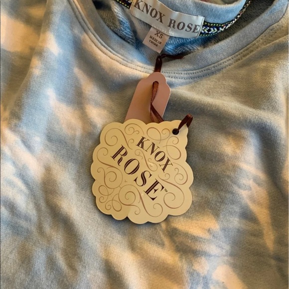 🔥🔥 4 for $15 🔥🔥 Knox Rose Tie Dye sweater sweatshirt - Picture 3 of 4